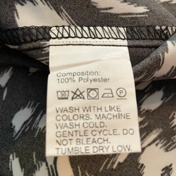 SHEIN New Without Tags All Over Print Ruffle Trim Belted Dress 2XL - Picture 7 of 7